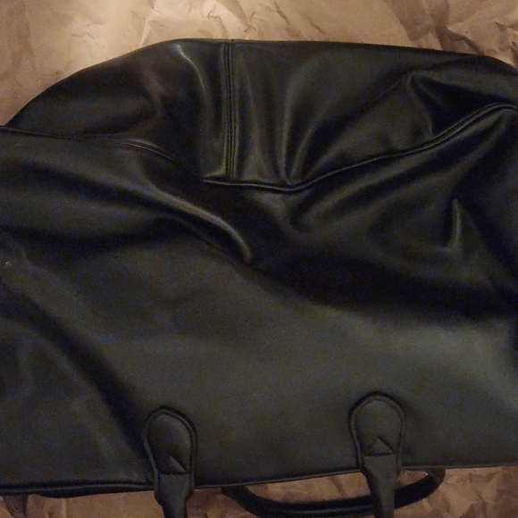 SEAN JOHN DUFFLE BAG - Picture 5 of 6